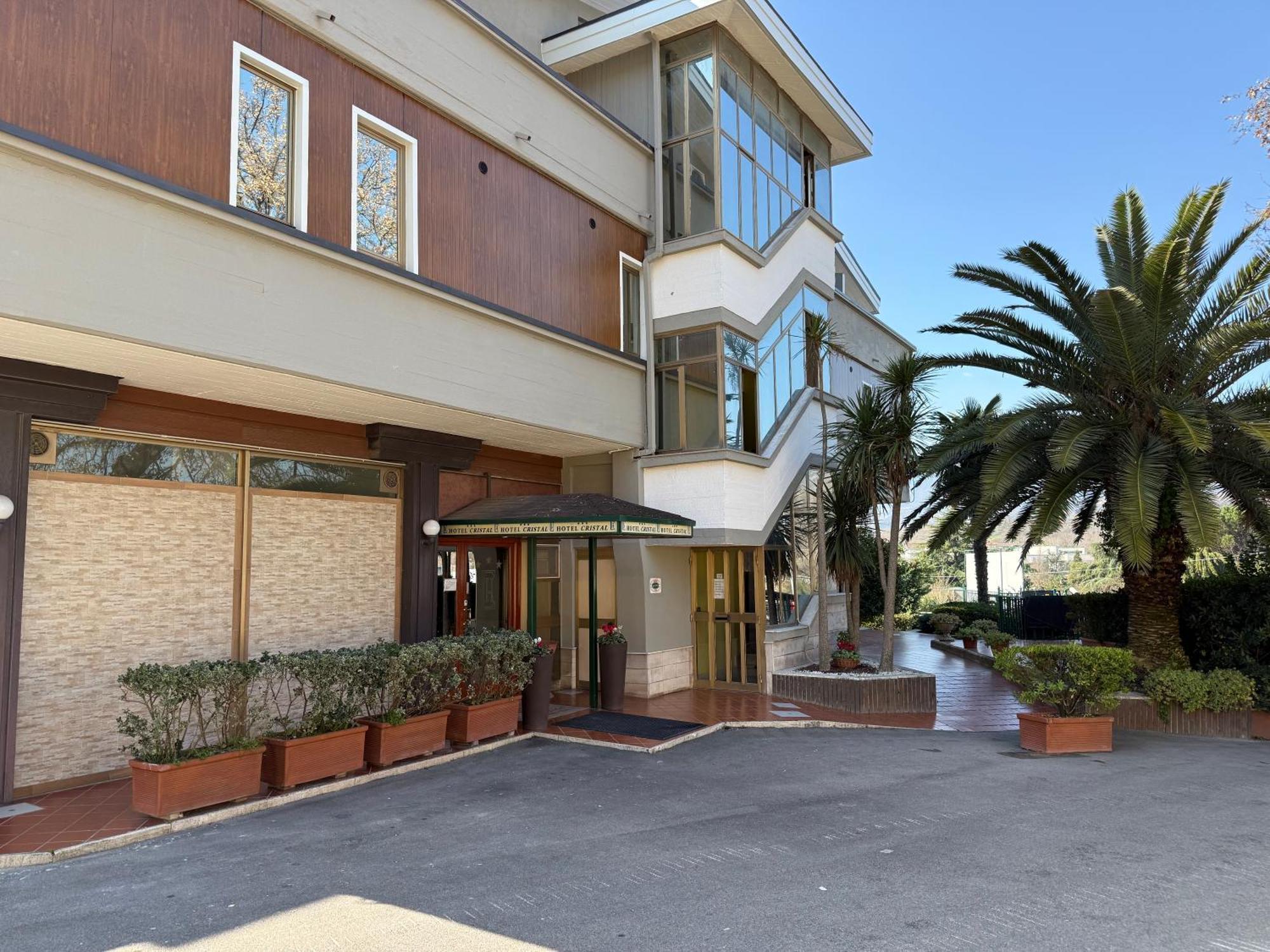Cristal Hotel Manocalzati Buitenkant foto