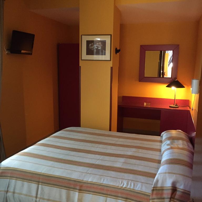 Cristal Hotel Manocalzati Buitenkant foto