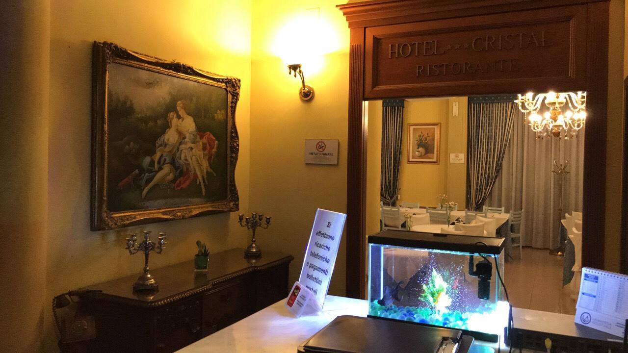 Cristal Hotel Manocalzati Buitenkant foto